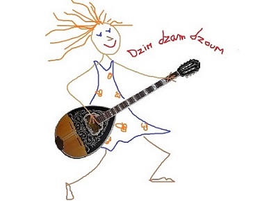 Europe jouant du bouzouki