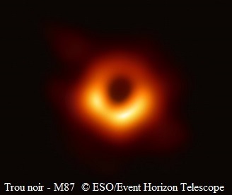 Trou noir M87